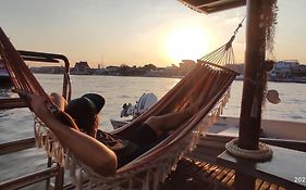 Sabai Sabai Liveaboard Bangkok